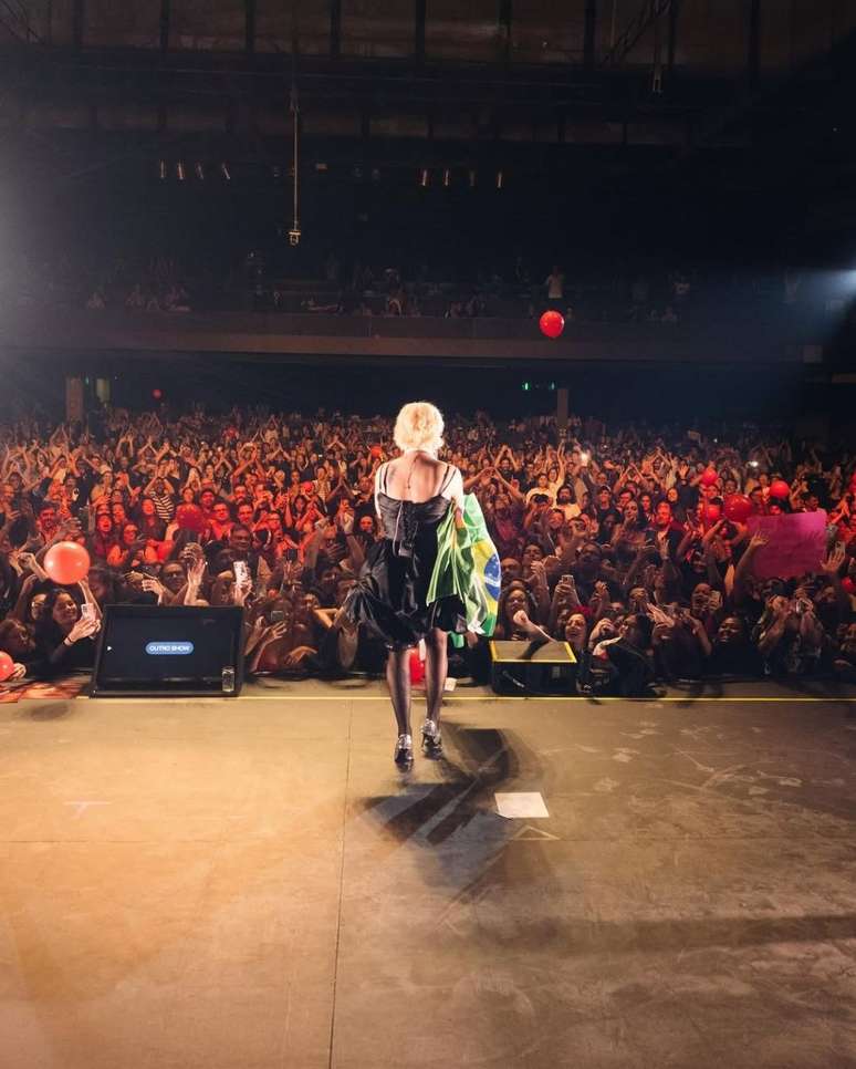 (Foto: Instagram @monlaferte)