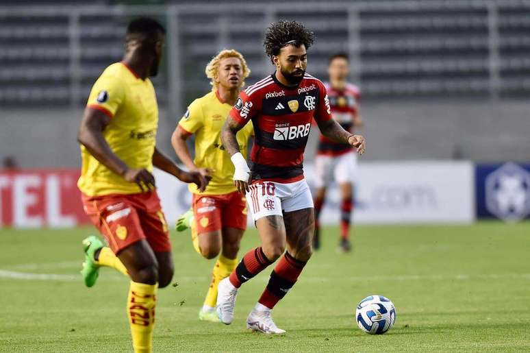 Flamengo, de Gabigol, perdeu por 2 a 1 para o Aucas em 2023 &ndash;