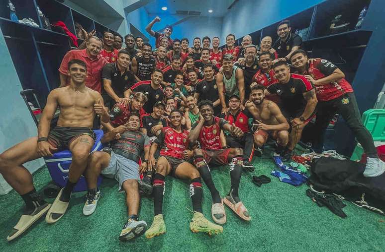 Deportivo Cuenca tenta surpreender Santos em sua estreia na Sula &ndash;