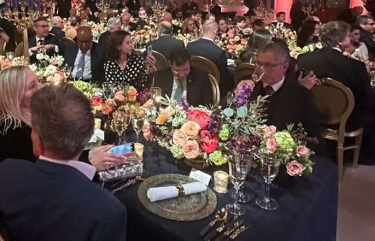 Ministro do STJ Benedito Gon&ccedil;alves (&agrave; esquerda) participa de evento jur&iacute;dico em Londres patrocinado pelo Banco Master