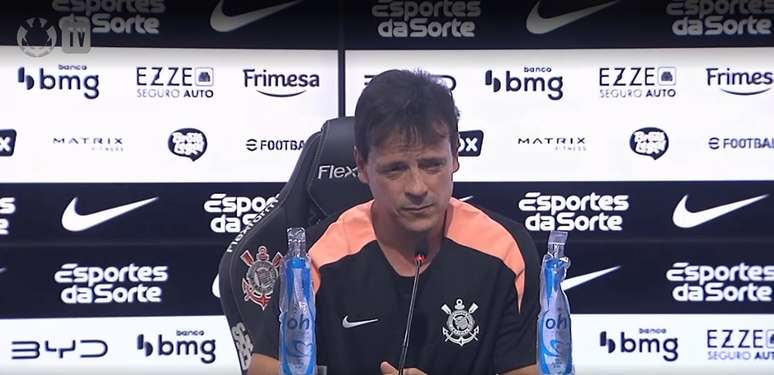 Fernando Diniz conta com a for&ccedil;a da torcida corintiana para reconquistar o caminho das vit&oacute;rias
