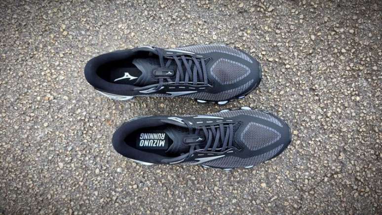 Mizuno Wave Prophecy 15 SE