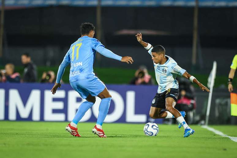 Gr&ecirc;mio perde para o Torque City na partida de estreia, pela Copa Sul-Americana &ndash;