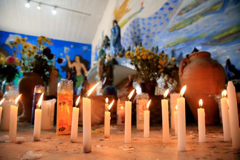 orixás యొక్క సమర్పణలను చూడండి