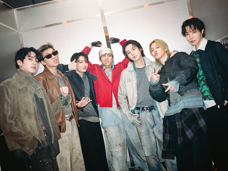 (Foto: Weverse &ndash; BTS)