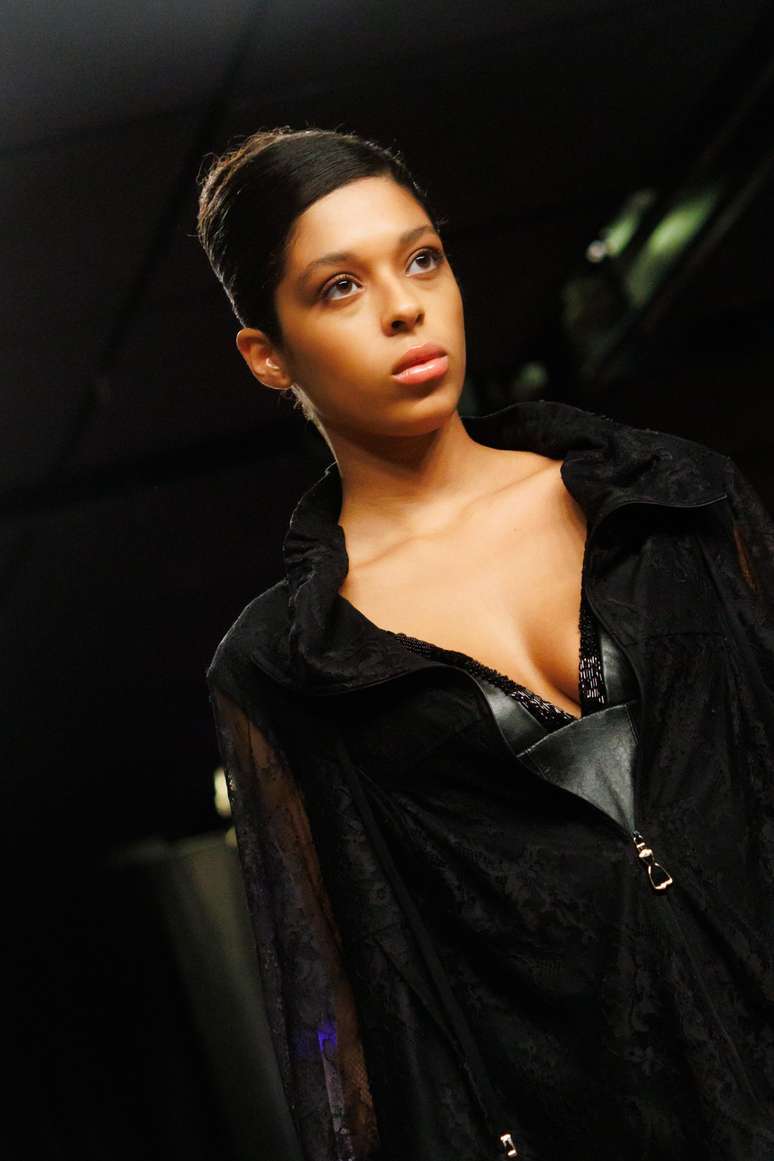 Desfile Lethicia Bronstein 