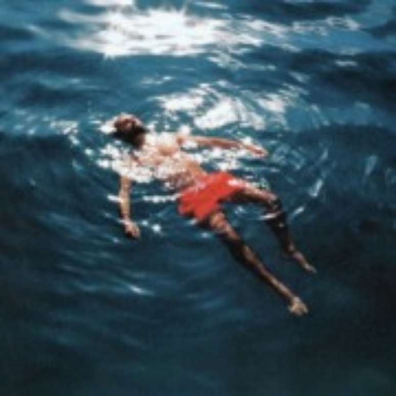 Silva aposta em leveza e clima solar em novo disco; ou&ccedil;a "Rolidei"