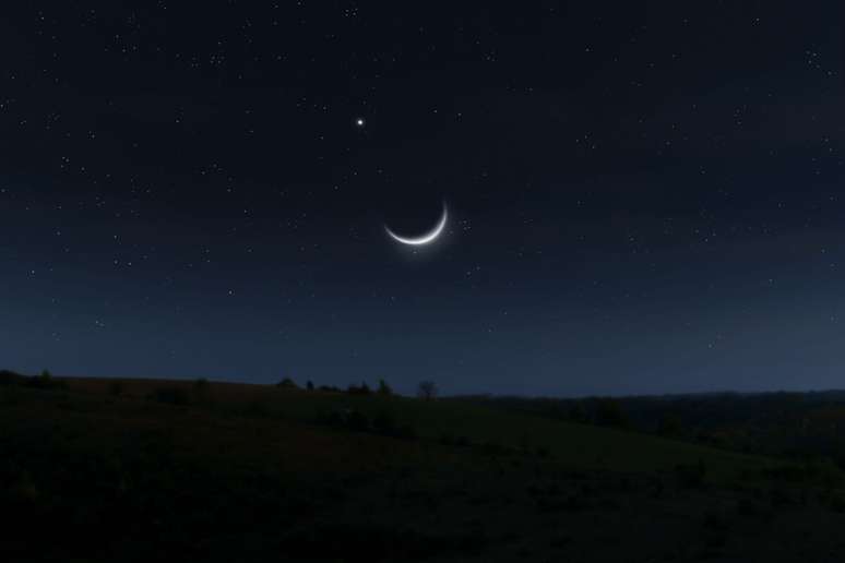 Durante a Lua Nova, &eacute; momento de sentir, visualizar e direcionar, escrevendo desejos, come&ccedil;ando algo novo e se conectando com seus objetivos 