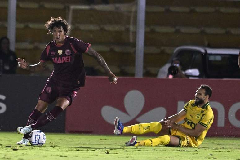 Lan&uacute;s parte para o ataque. Mas quem leva a melhor &eacute; o Mirassol. Afinal, os paulistas venceram por 1 a 0.&nbsp; &ndash;