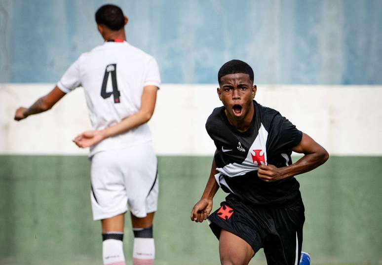 O Vasco goleou o Vit&oacute;ria no Sub-20 &ndash;