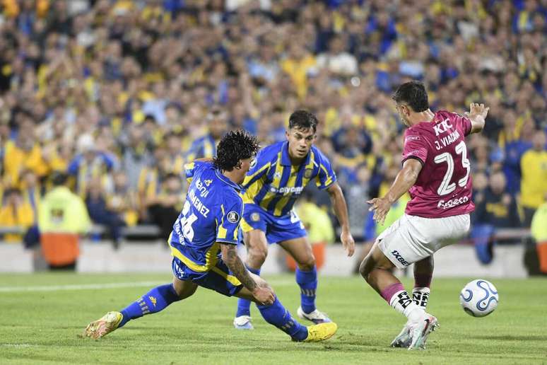 Partida na prov&iacute;ncia de Santa Fe terminou sem gols na primeira parte &ndash;