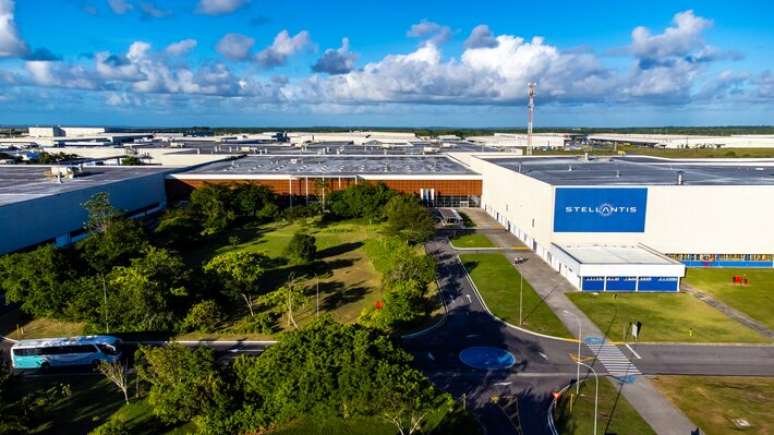 F&aacute;brica da Stellantis em Goiana (PE) receber&aacute; R$ 13 bi de investimento at&eacute; 2030 e produzir&aacute; modelo de nova marca