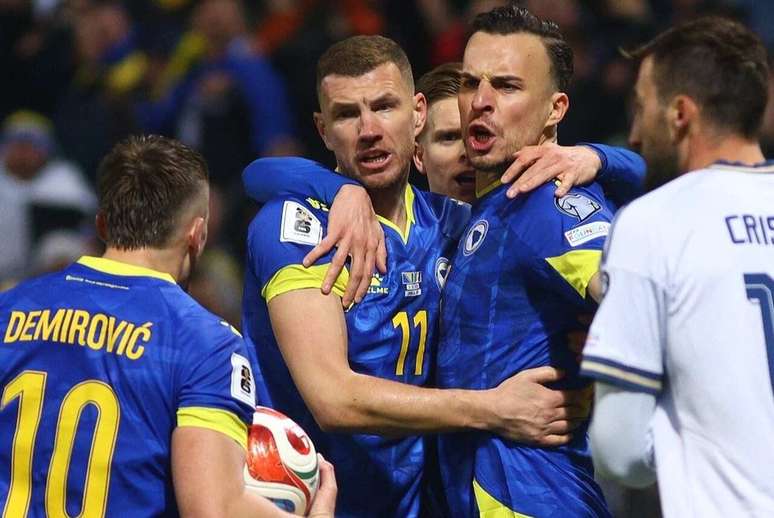 Dzeko &eacute; o maior nome da B&oacute;snia no futebol &ndash;