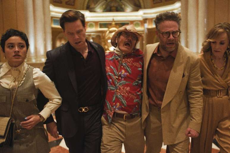 Em &ldquo;O Est&uacute;dio&rdquo;, os bastidores de Hollywood viram palco de disputas de poder, em que arte, neg&oacute;cios e egos se cruzam o tempo todo na busca pelo pr&oacute;ximo grande sucesso 