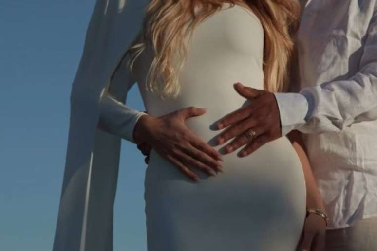 Endrick e Gabriely Miranda, sua esposa, anunciam primeira gesta&ccedil;&atilde;o