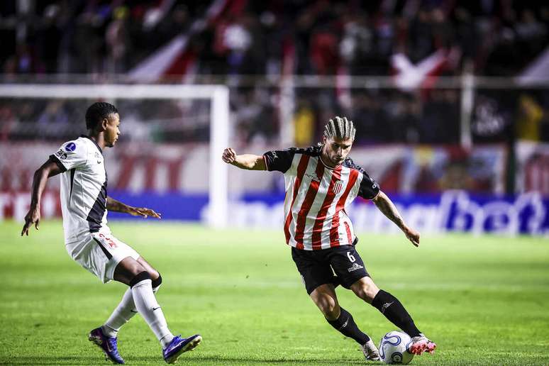 Barracas Central e Vasco, pela Sul-Americana &ndash;