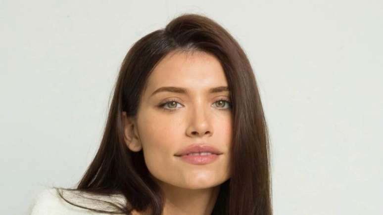 Eva De Dominici pode ser a nova Mulher-Maravilha