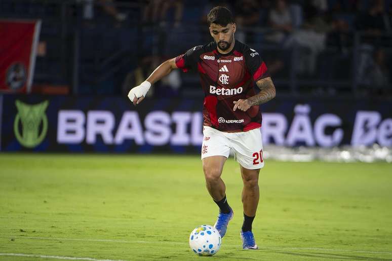 02.04.2026 அன்று ப்ராகண்டினோவுக்கு எதிரான ஆட்டத்தின் போது Paquetá (Flamengo)