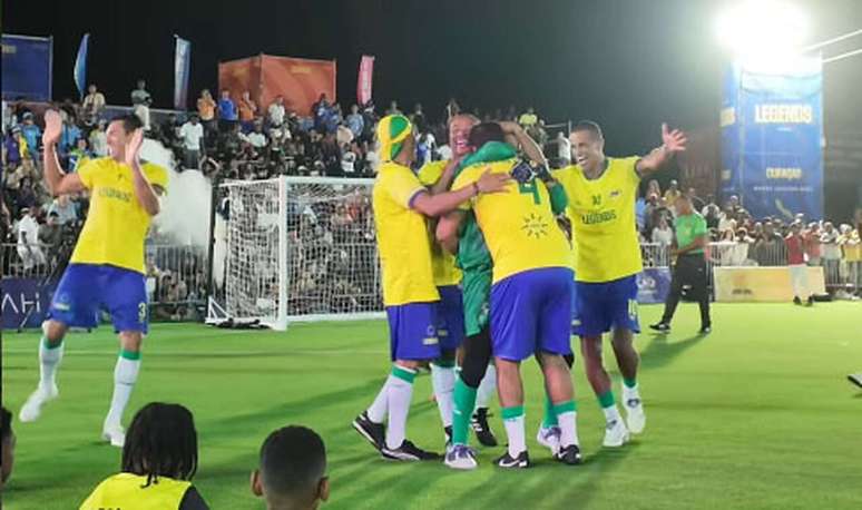 Com emo&ccedil;&atilde;o, Sele&ccedil;&atilde;o vence Cura&ccedil;ao no Caribe &ndash;