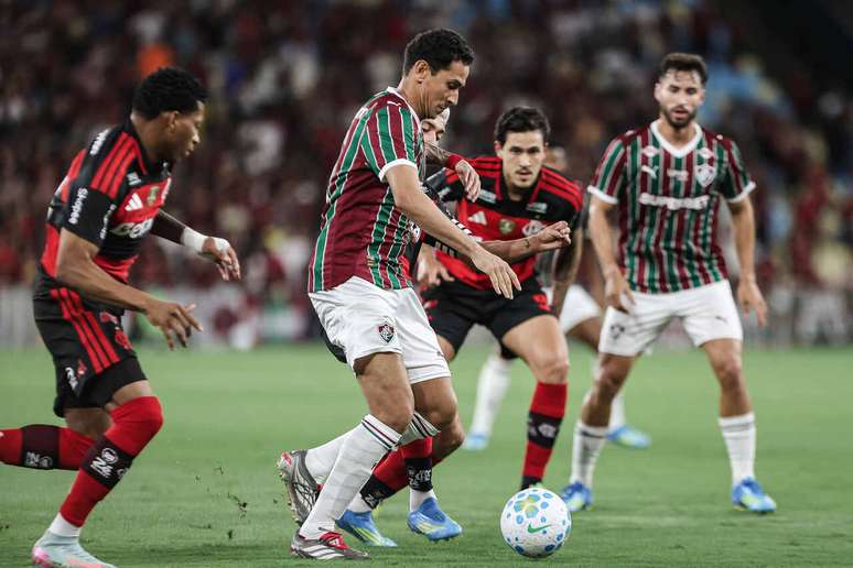 ஃபிளமெங்கோவின் அடையாளத்திற்கு எதிராக கன்சோ.