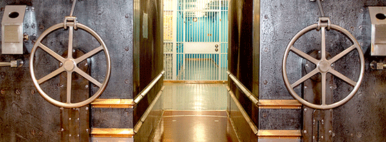 Uma c&acirc;mera acorada guarda o ouro que outros pa&iacute;ses confinam na Reserva Federal dos Estados Unidos