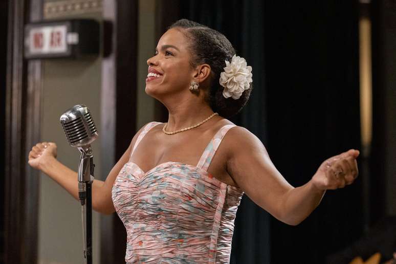 Jeniffer Nasciment como Dirta em &ldquo;&Ecirc;ta Mundo Melhor&rdquo; 