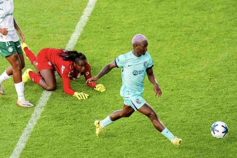 Temwa Chawinga, atacante do kansas City Current, fecha a goleada por 6 a 0 sobre as Palestrinas &ndash;&nbsp;