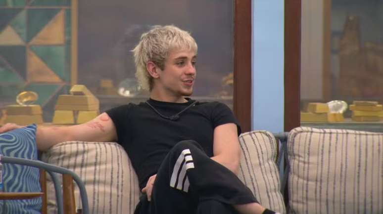 Juliano Floss conversa com Ana Paula no BBB 26