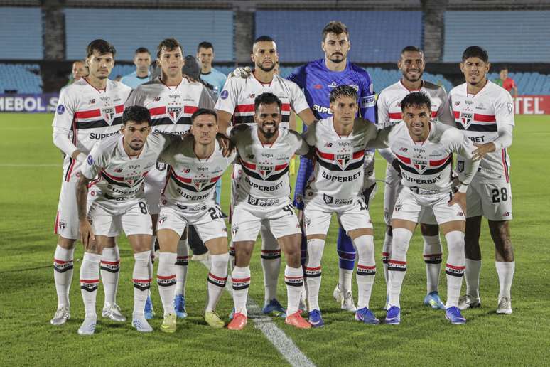Onze inicial do S&atilde;o Paulo contra o Boston River, na estreia da Sul-Americana 