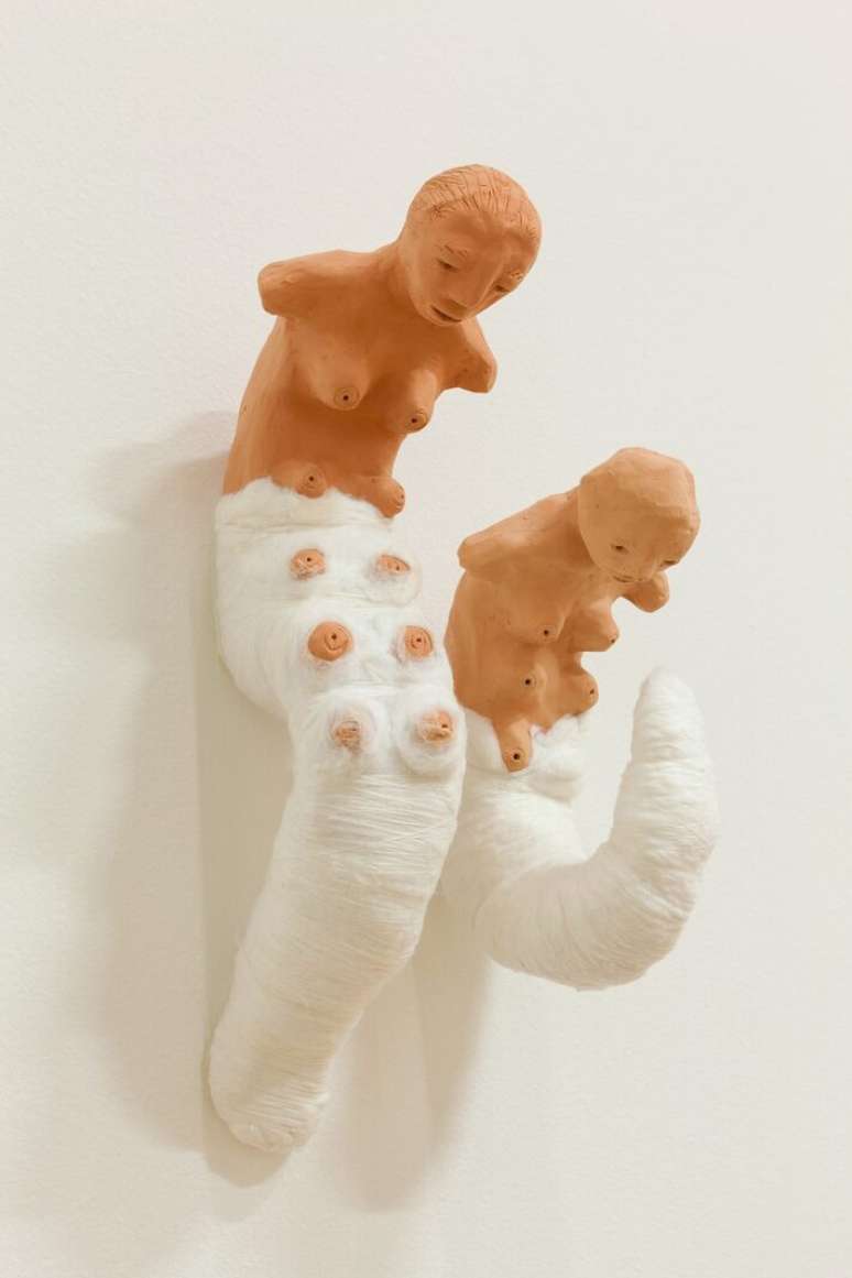 A instala&ccedil;&atilde;o 'Tecel&atilde;s', de Rosana Paulino, far&aacute; parte do Pavilh&atilde;o Brasileiro da Bienal de Veneza 2026.