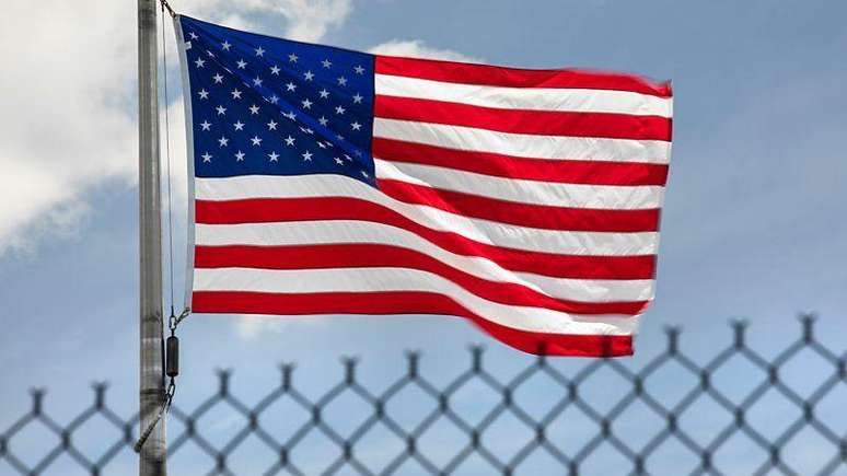 Viajantes internacionais afirmam que as recentes pol&iacute;ticas americanas fizeram com que eles se sentissem menos bem-vindos