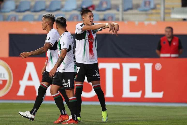 Ivan Rom&aacute;n atuava no Palestino, do Chile &ndash;