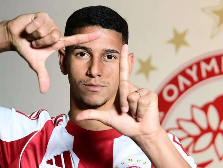 Gustavo Mancha pertence ao Olympiacos, da Gr&eacute;cia &ndash;