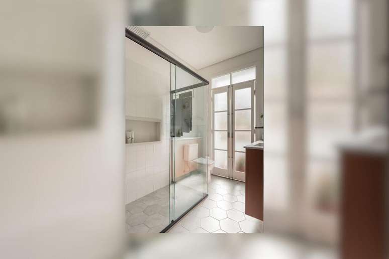 O box em &ldquo;L&rdquo; permite delimitar com mais precis&atilde;o a &aacute;rea do banho Projeto: Camila Palladino |