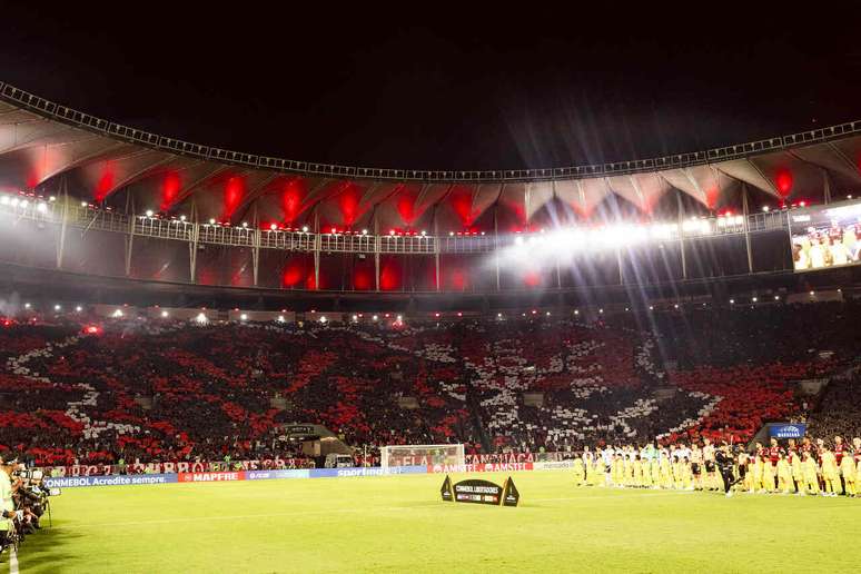 Flamengo sofreu, mas conseguiu vencer o Racing por 1 a 0 no Maracan&atilde; &ndash;