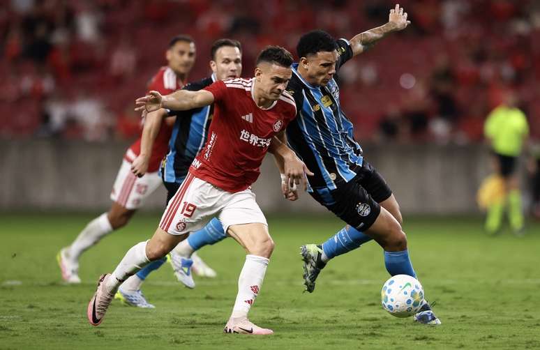 Viery, do Gr&ecirc;mio 