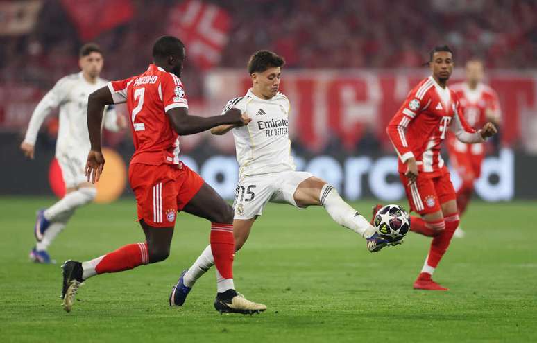 Bayern e Real fizeram jogo hist&oacute;rico em Munique &ndash;