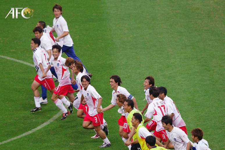 టైగ్రెస్ 2002 ప్రపంచ కప్‌లో సెమీ-ఫైనల్‌కు చేరుకున్నాడు –