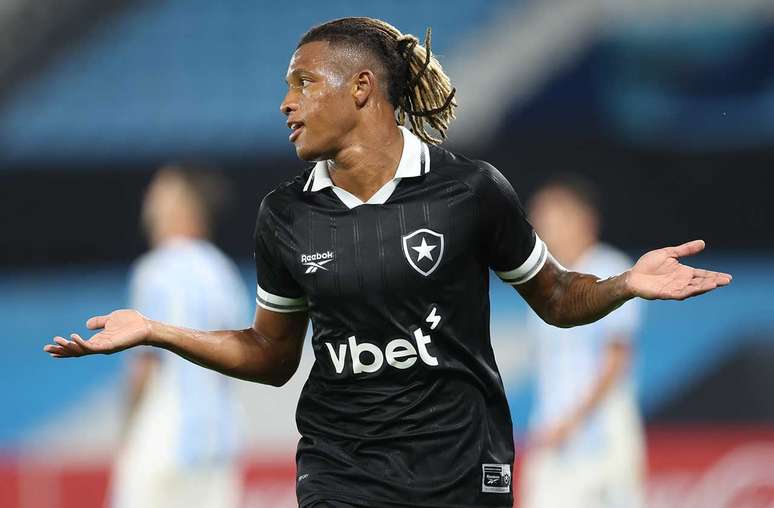 Danilo tem oito gols na temporada pelo Botafogo &ndash;