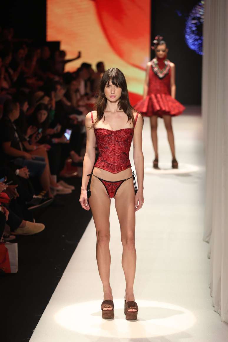 Desfile da Salinas no Rio Fashion Week 
