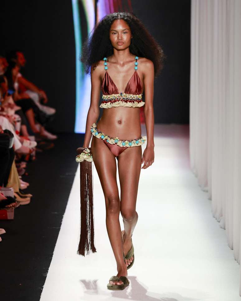 Desfile da Salinas no Rio Fashion Week 