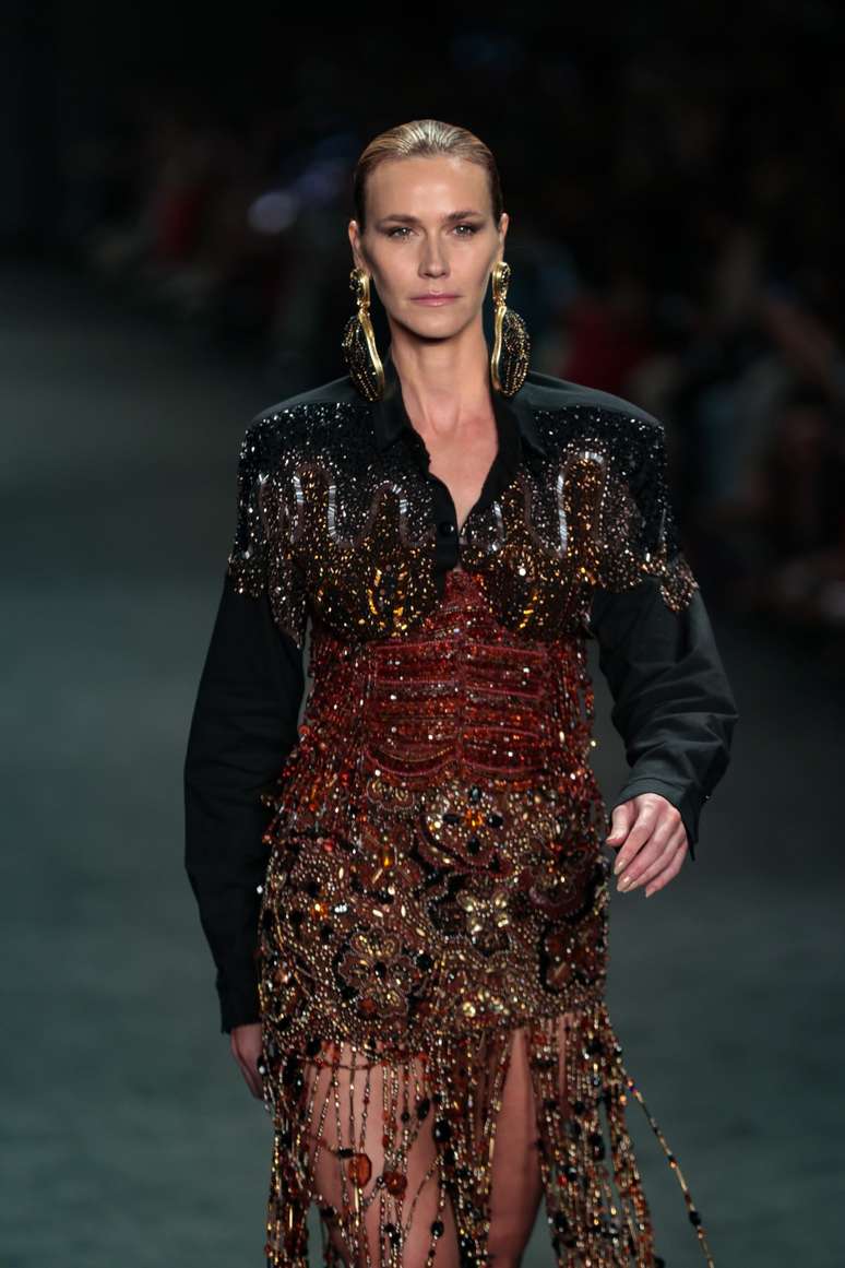 Renata Kuerten no desfile da Hisha, no Rio Fashion Week 