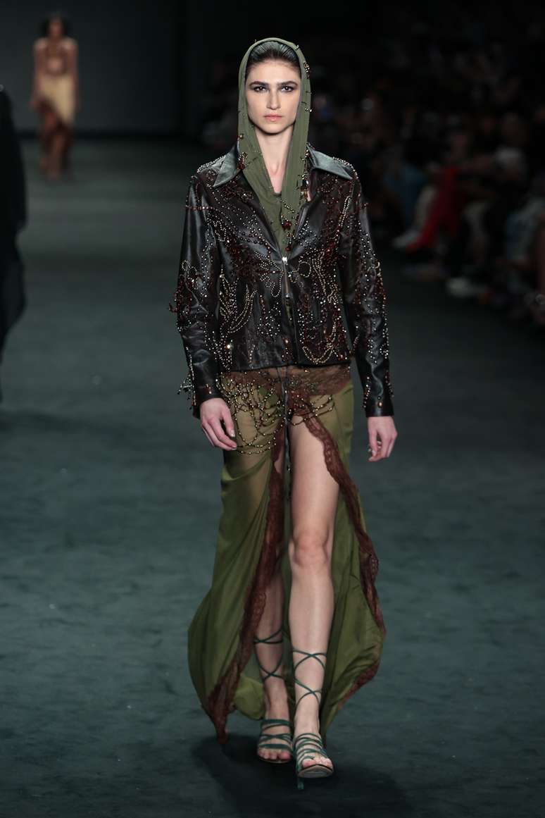 Desfile da Hisha, no Rio Fashion Week 