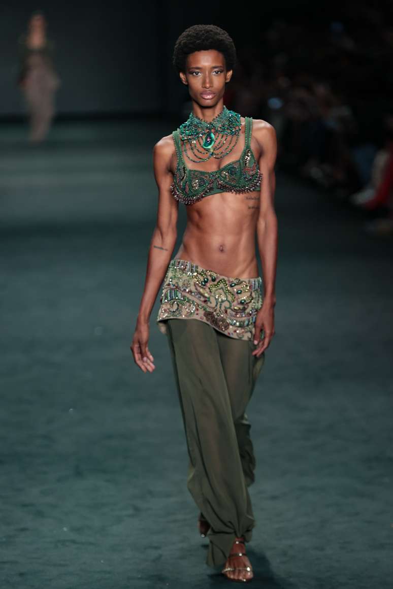 Desfile da Hisha, no Rio Fashion Week 