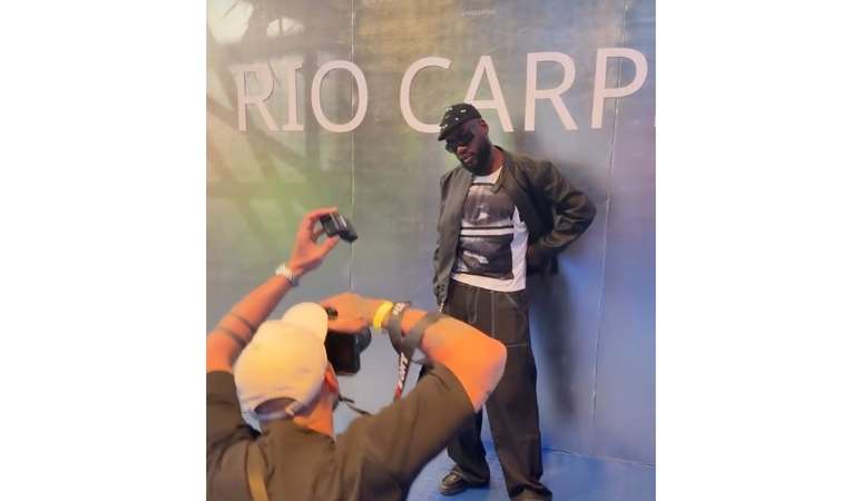 "Ter esse grande evento de moda no Rio mostra que o movimento que a gente fomenta na internet est&aacute; sendo visto e valorizado", diz Andre Dami&atilde;o