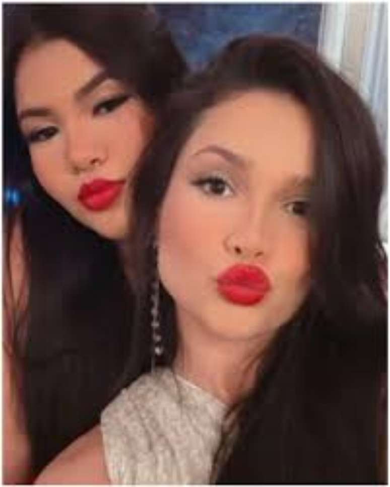 Juliette e a sobrinha, Laura