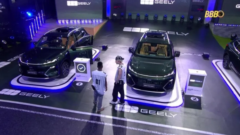 BBB 26: Boneco precisa de atendimento m&eacute;dico durante Prova do Finalista