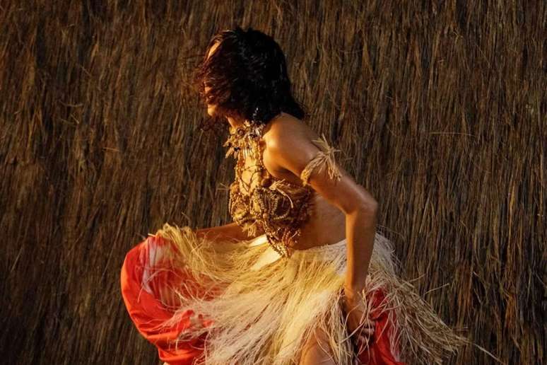 Anitta posa para visuais de seu novo &aacute;lbum