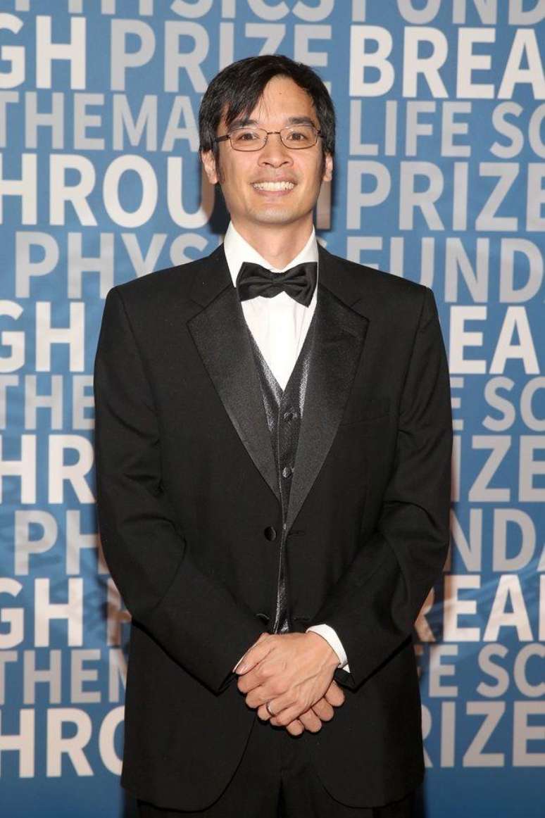 Em 2015, Tao ganhou o Breakthrough Prize "por suas numerosas e inovadoras contribui&ccedil;&otilde;es para a an&aacute;lise harm&ocirc;nica, combinat&oacute;ria, equa&ccedil;&otilde;es diferenciais parciais e teoria anal&iacute;tica dos n&uacute;meros"