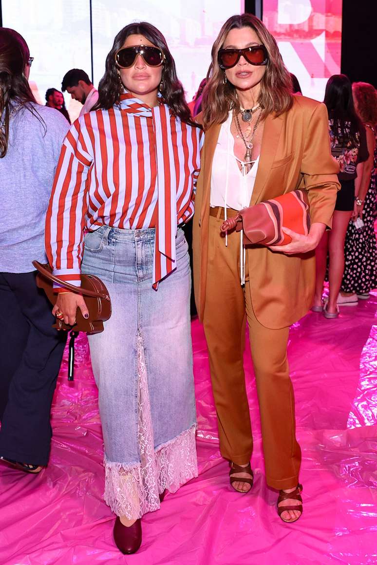 Giulia Costa e Fl&aacute;via Alessandra 